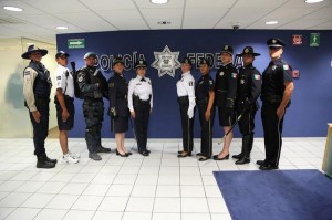Uniformes de la División de Gendarmería. Foto: Presidencia