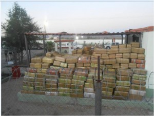 Fueron encontradas 14 toneladas de droga en Sonora. Foto: Sedena