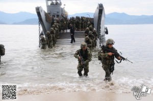 Desembarco Anfibio por elementos de la Semar. Foto: Semar