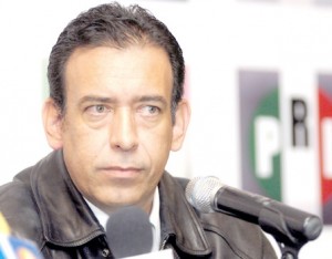 aspecto de la rueda de prensa con Manlio Fabio Beltrones y el Gobernador Humberto Moreira Valdes, en el hotel Camino Real